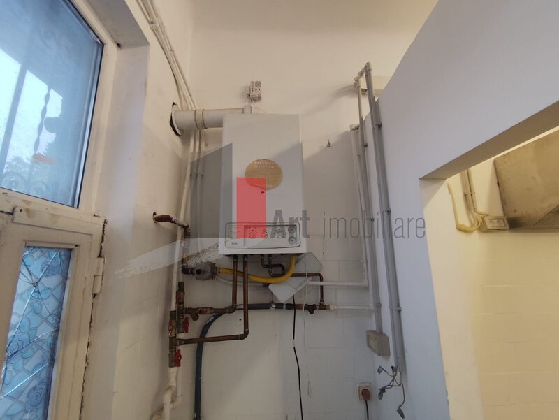 Spatiu comercial de inchiriat (bucatarie, catering, restaurant) in zona Grivita