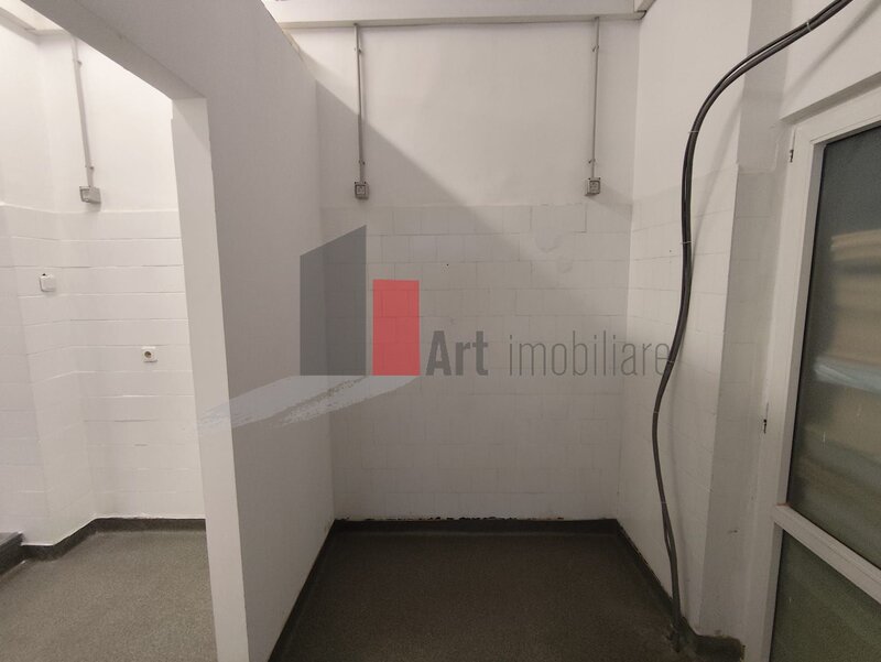 Spatiu comercial de inchiriat (bucatarie, catering, restaurant) in zona Grivita