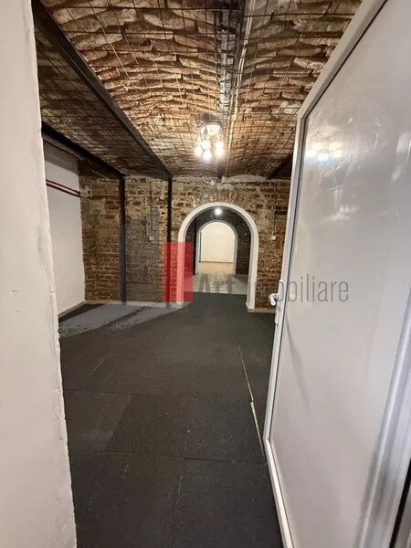 Spatiu comercial de inchiriat (bucatarie, catering, restaurant) in zona Grivita